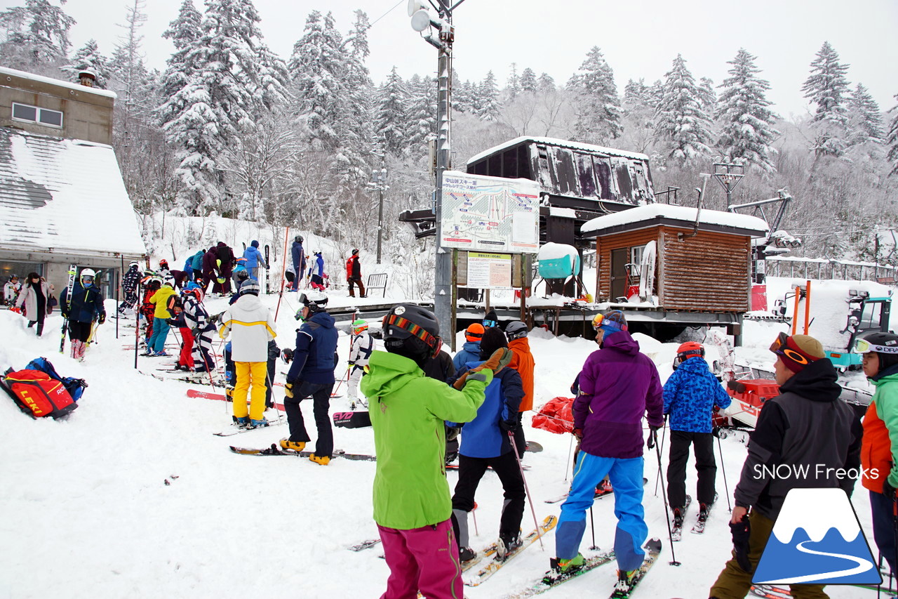 春スキーの聖地『中山峠スキー場』は、初滑りシーズンも凄かった…!!初滑りから粉雪たっぷりの2018年11月☆